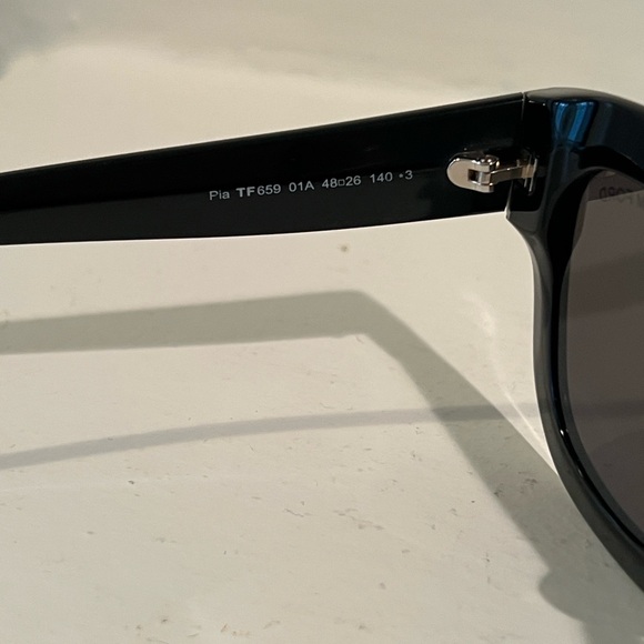 Tom Ford Black Sunglasses AUTHENTIC - Picture 3 of 6